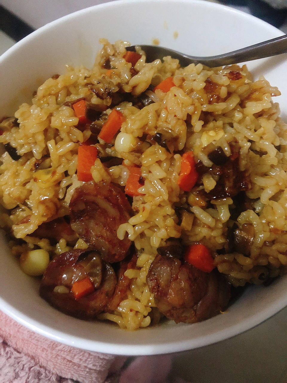 懒人必备～电饭煲腊肠焖饭
