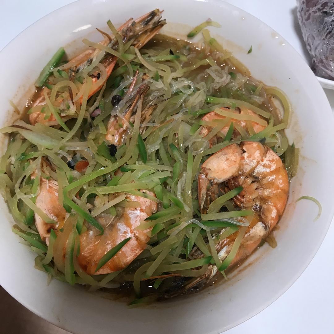 萝卜粉丝炖大虾
