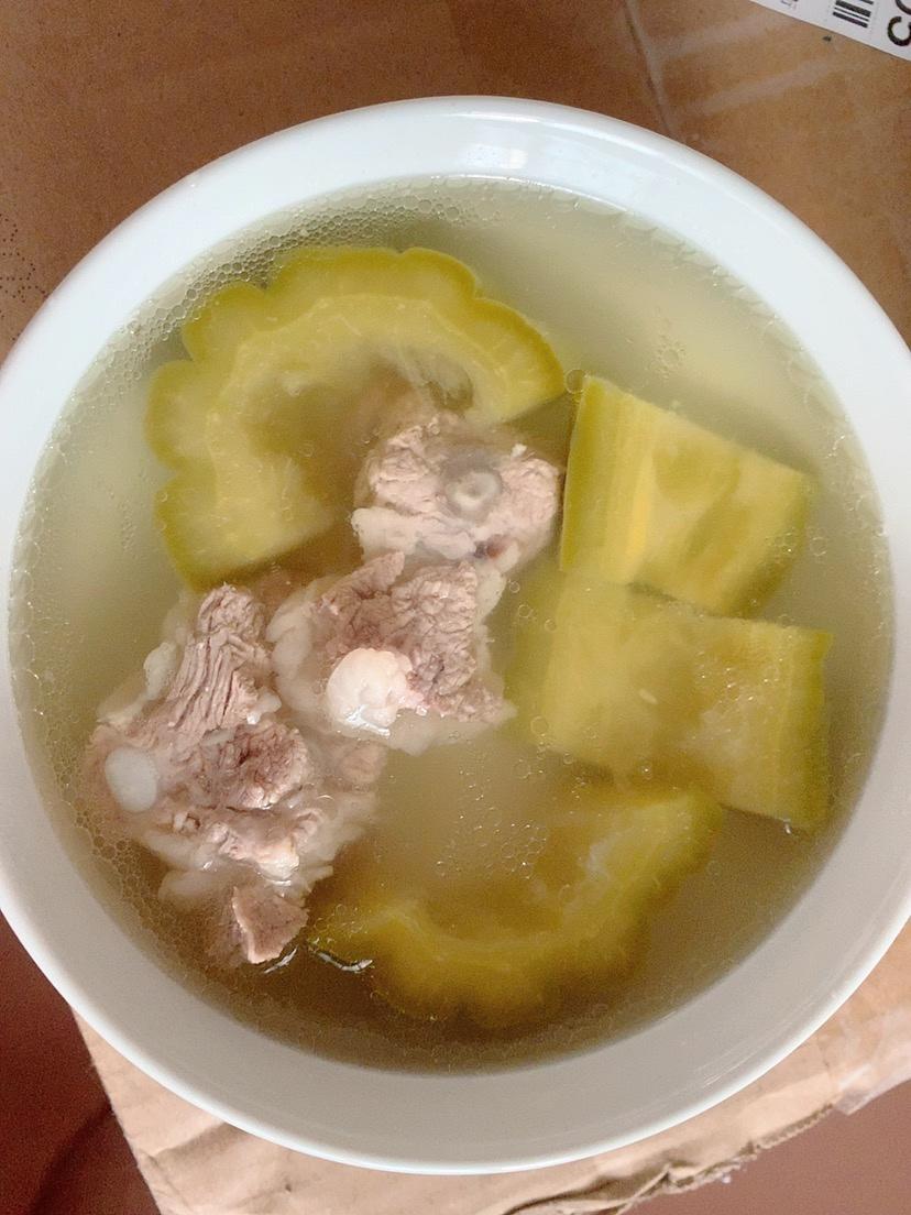 简易版苦瓜煲排骨汤