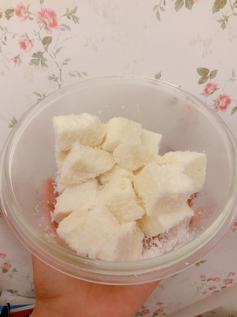（只需4种材料)牛奶小方