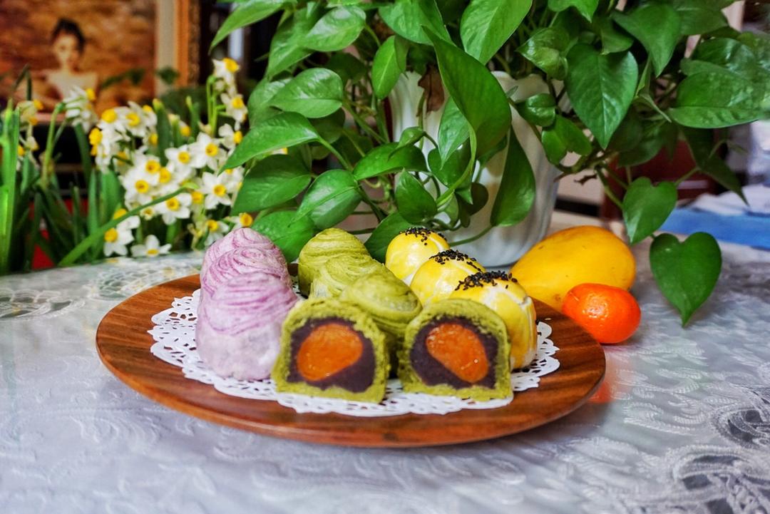蛋黄酥~紫薯、抹茶、原味~花好月圆，中秋快乐~内附一次做六色蛋黄酥方法~
