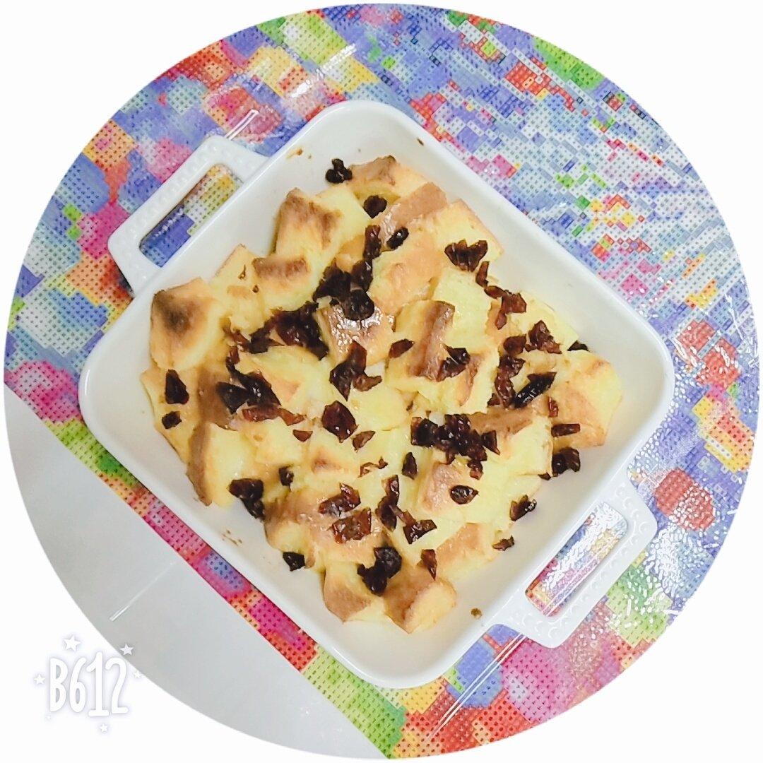 焗烤蔓越梅吐司布丁