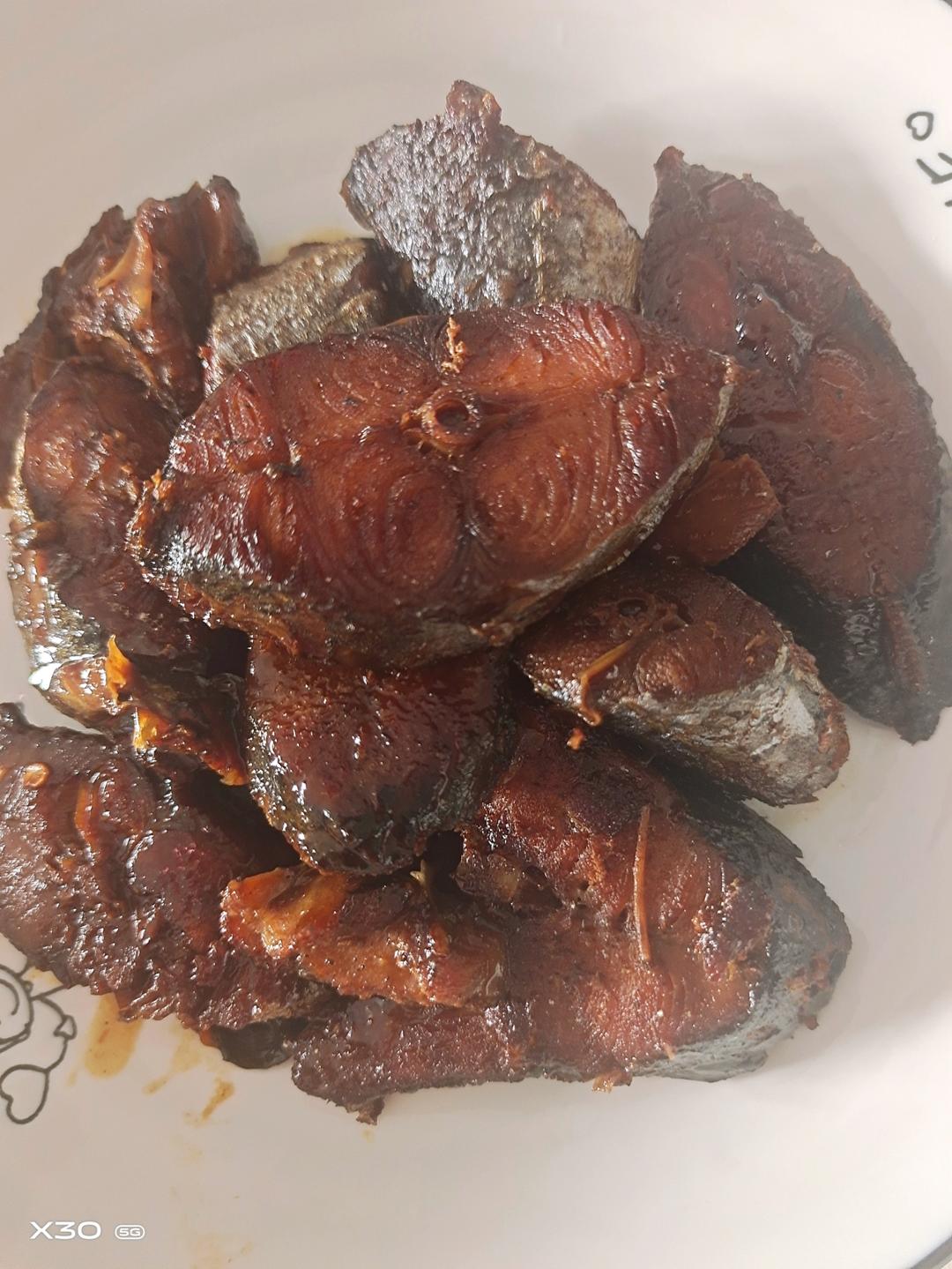 谁吃谁赞不绝口的「五香熏鲅鱼」