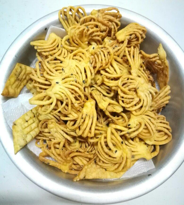 手机用户6617_zx06尘埃落定做的『新年妈妈味』炸麻叶