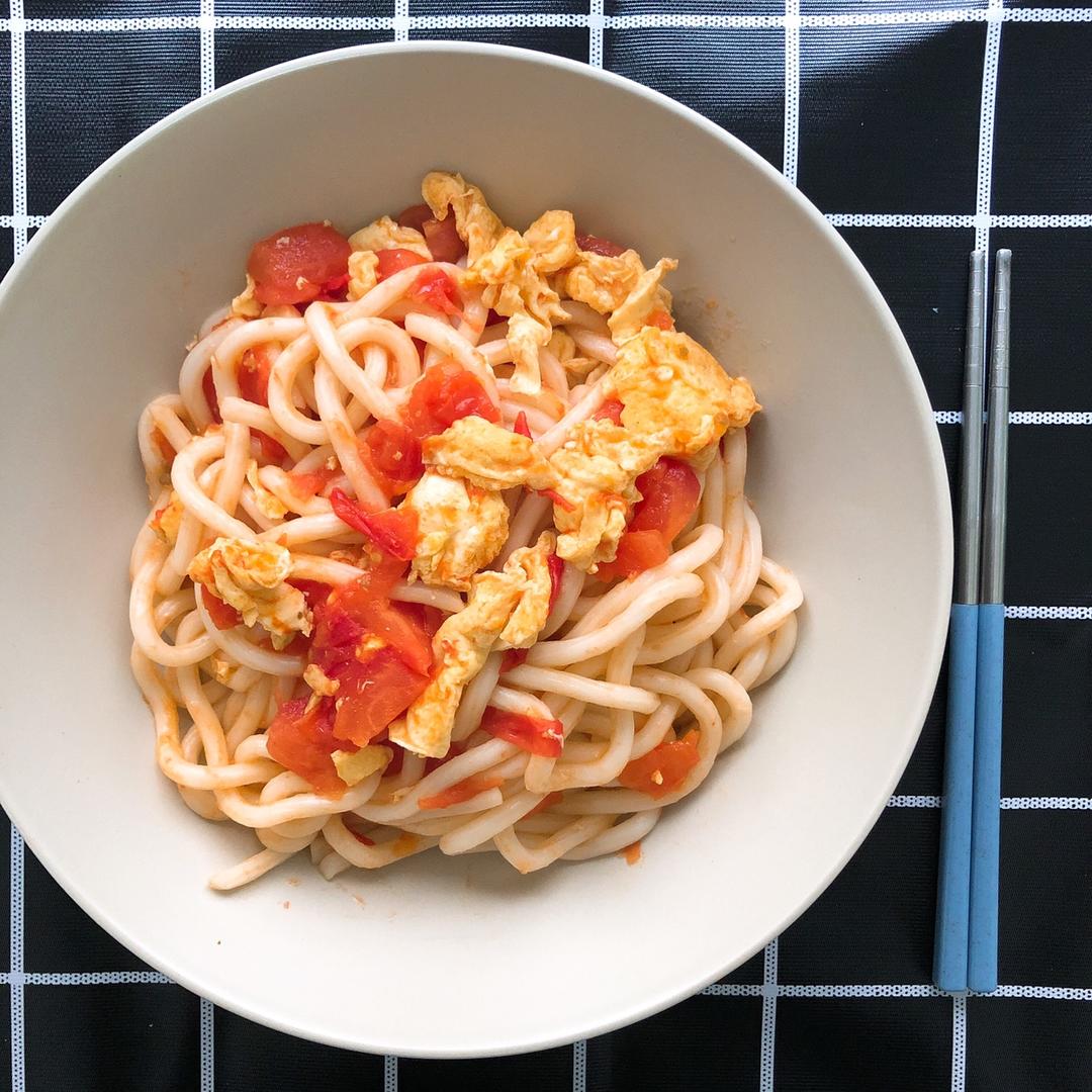 番茄鸡蛋乌冬面