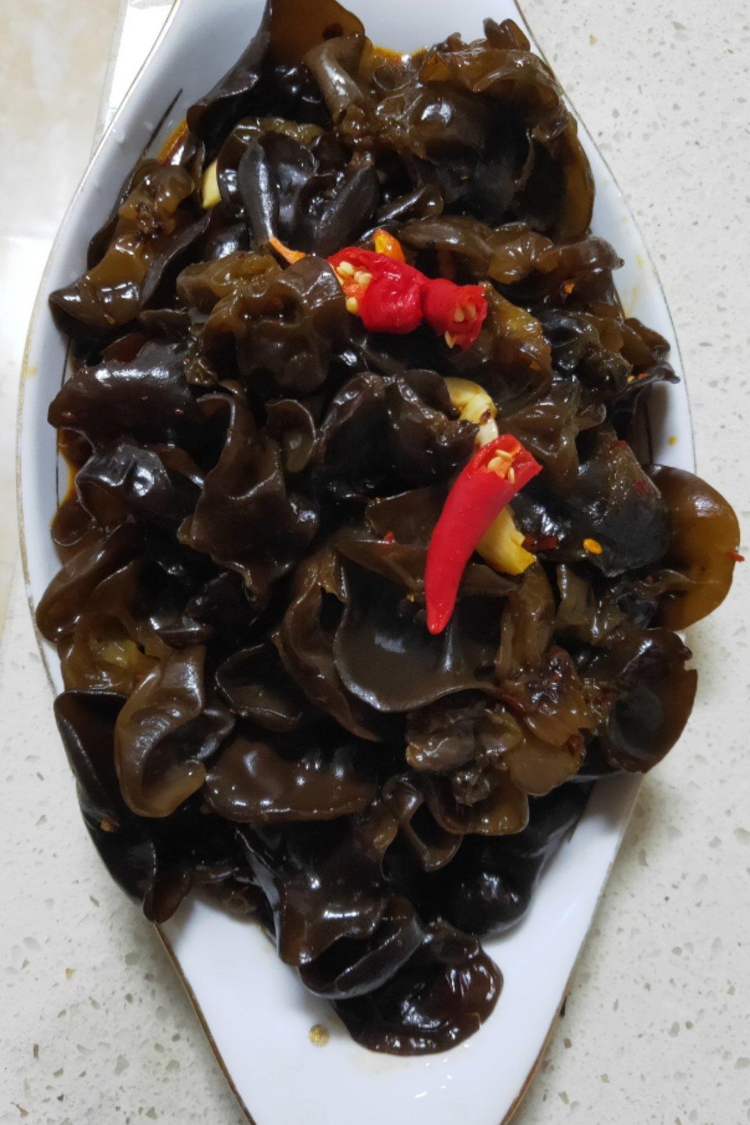 凉拌黑木耳