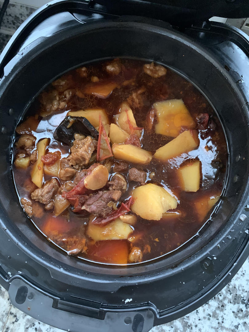 番茄土豆炖牛腩