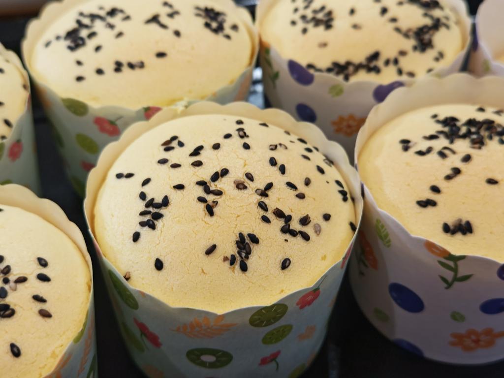 戚风小纸杯蛋糕