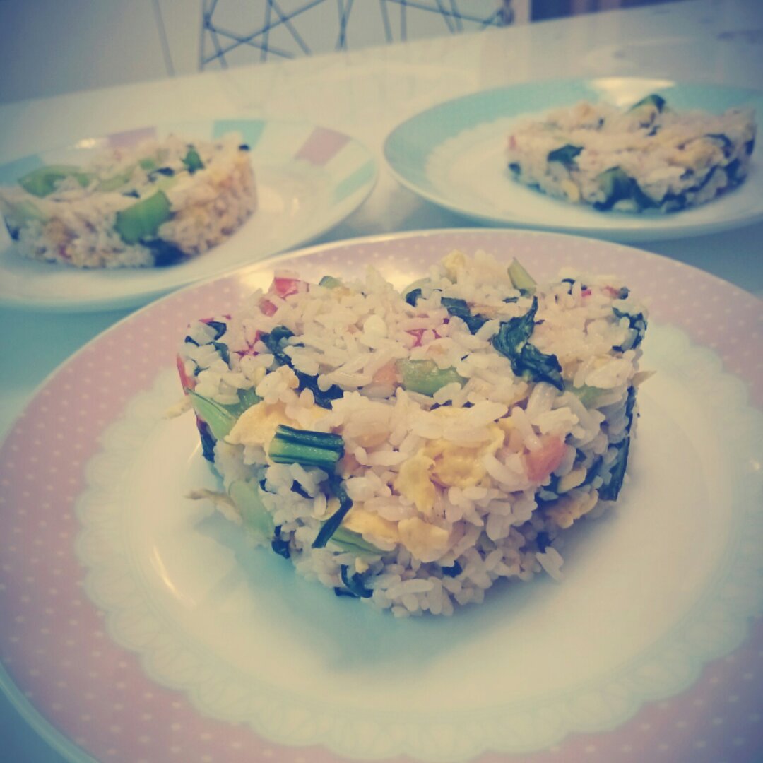 青菜蛋炒饭
