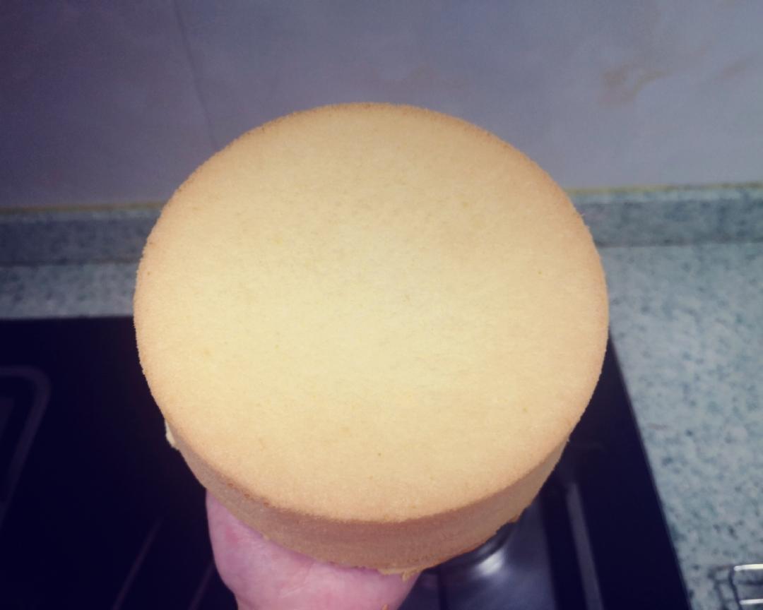 六寸戚风蛋糕百试不败版