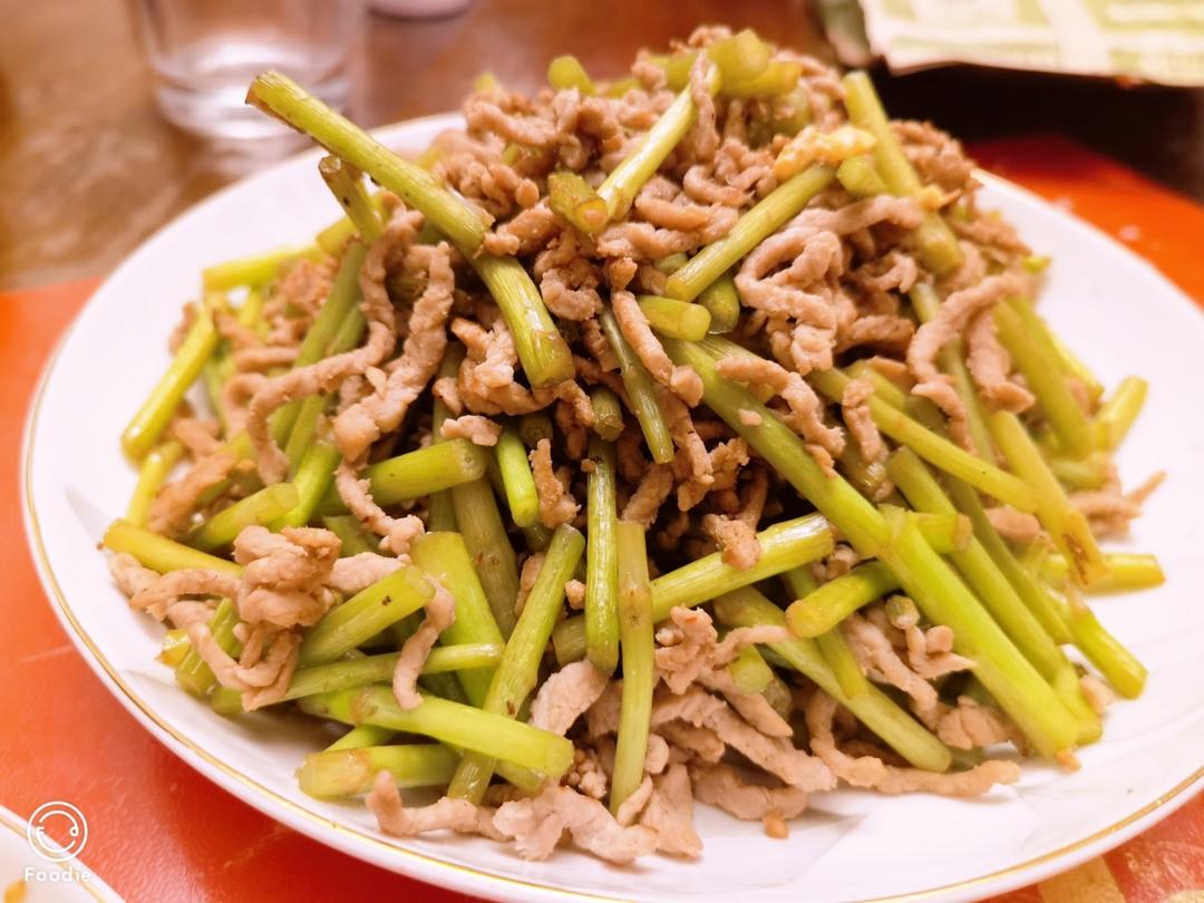 黎蒿炒肉