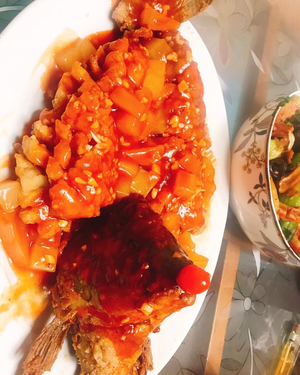 金玉满堂——糖醋松鼠鲈鱼