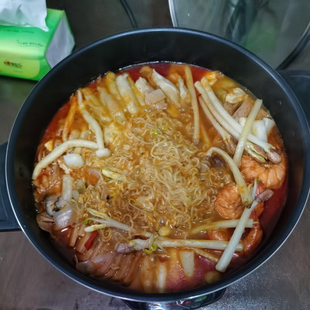 韩式部队火锅