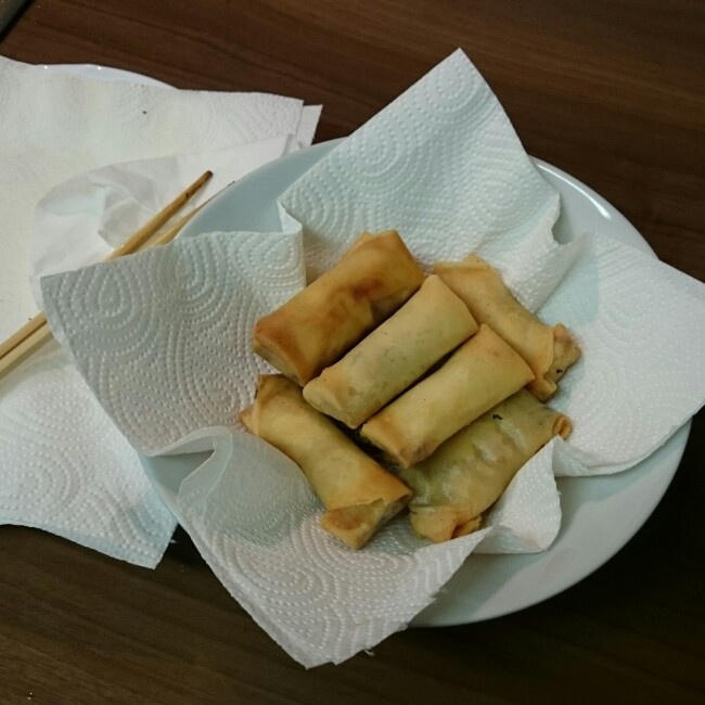 黄芽菜肉丝春卷