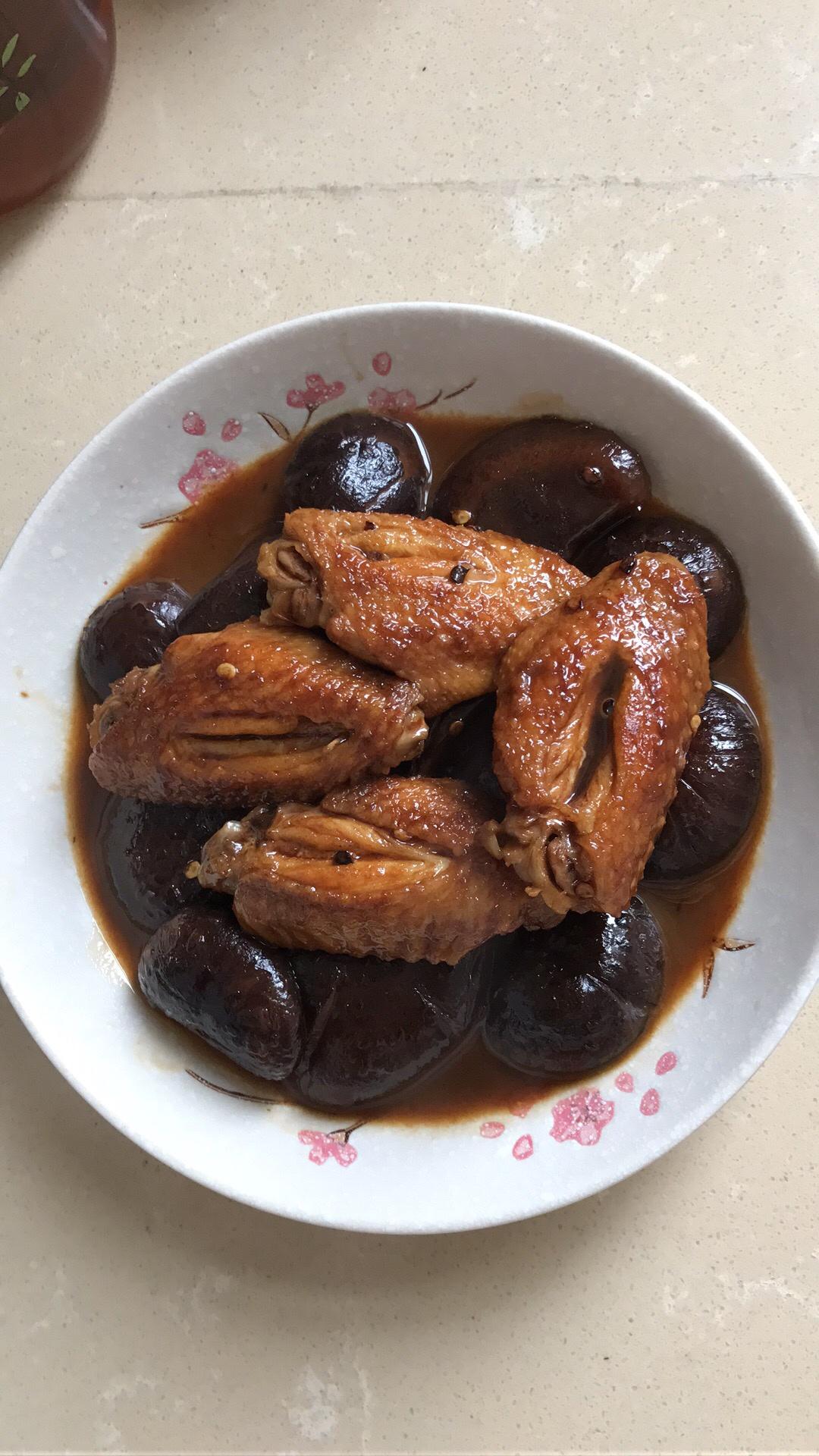 香菇鸡翅的做法