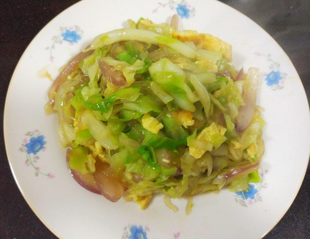 包菜粉丝炒鸡蛋