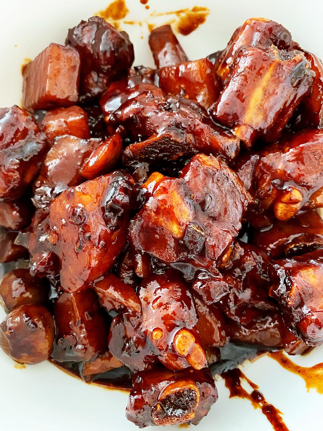 酥嫩的红烧排骨