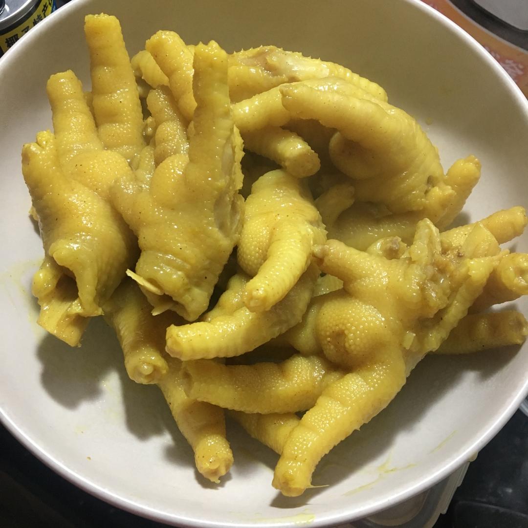 盐焗鸡爪