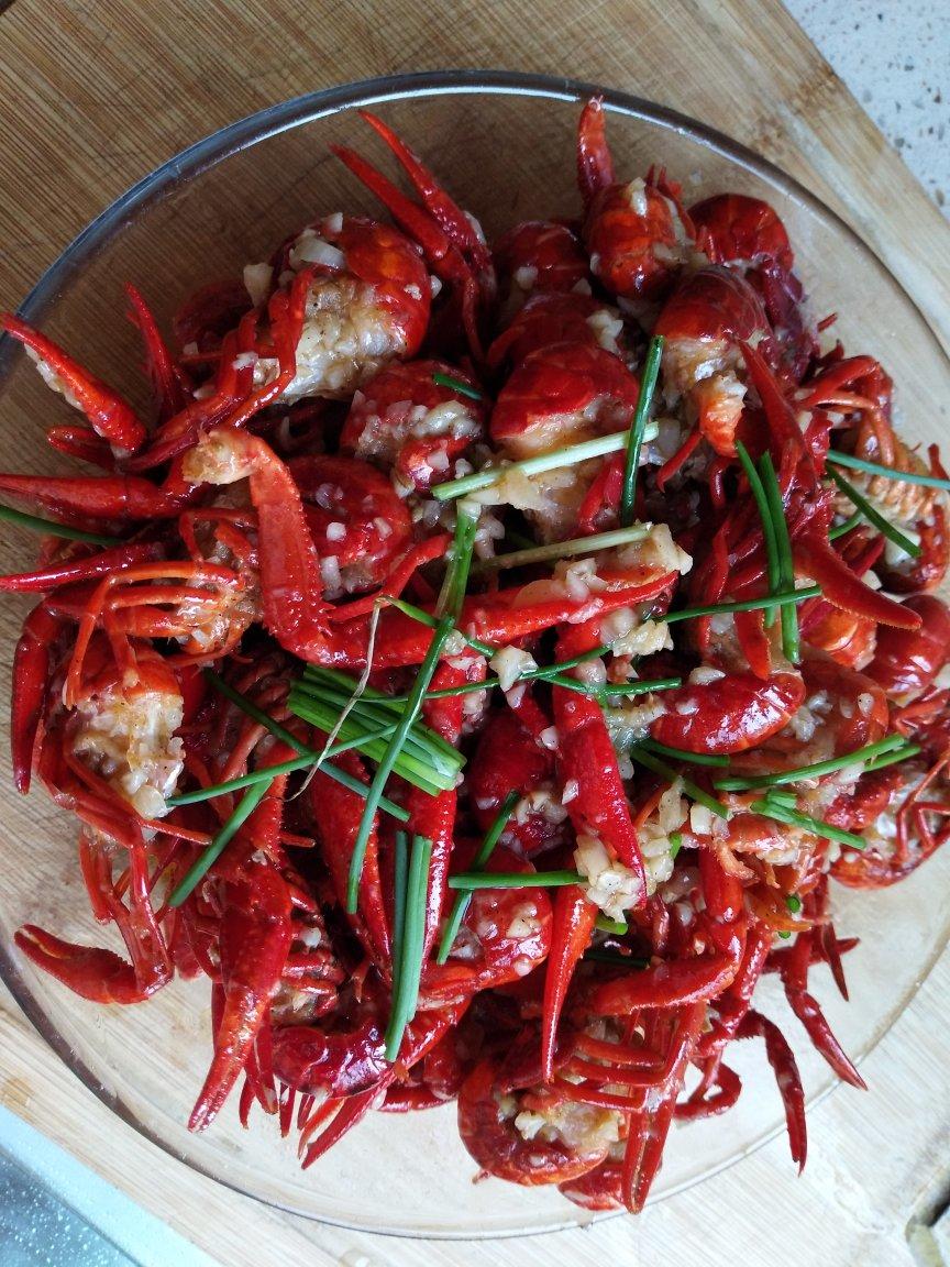 正宗淮安人的蒜泥龙虾（做菜的关键在于细节，超详细步骤）