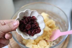 奶香蔓越莓司康（空气炸锅）的做法 步骤6