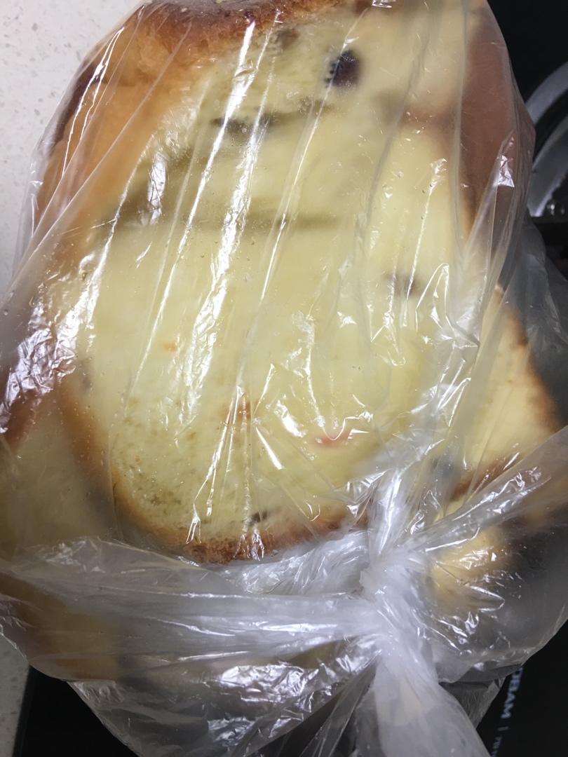 自己做的牛奶吐司面包，一直想买的面包机(柏翠PE8500)