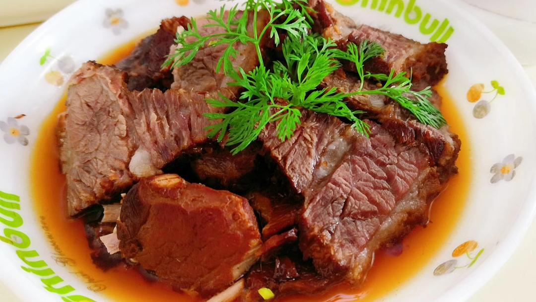 卤牛肉