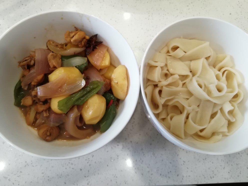 新疆特色大盘鸡（附加皮带面做法）
