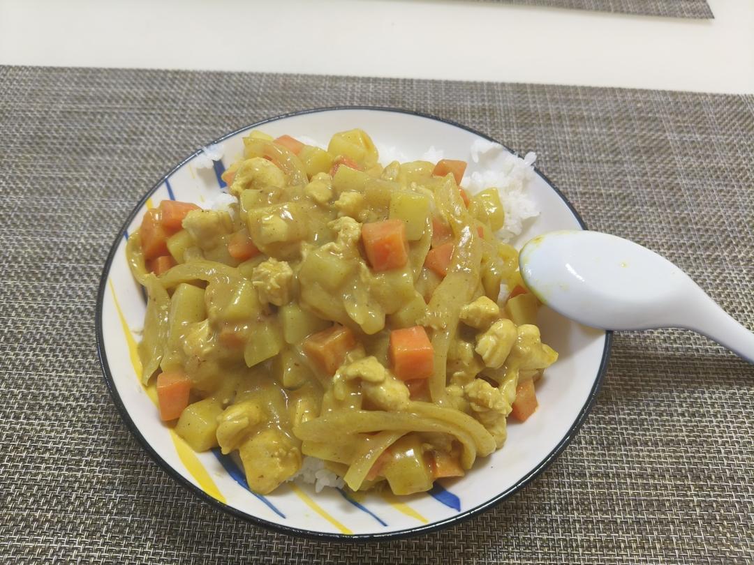 咖喱鸡肉饭