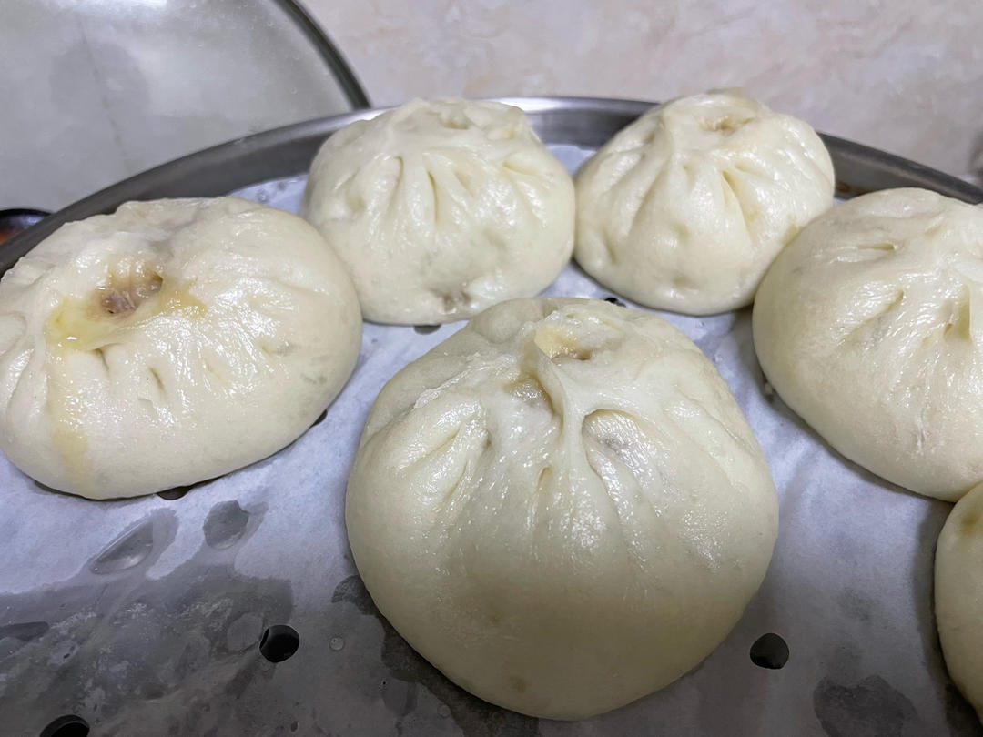 泡椒牛肉包子
