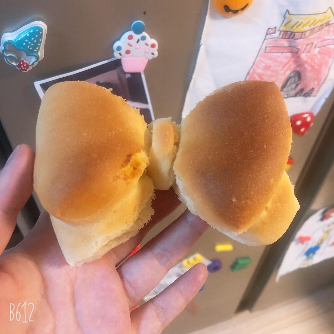 蝴蝶结🎀面包（南瓜泥椰蓉馅）