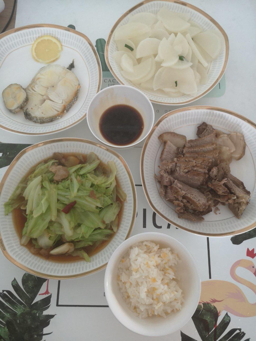 干锅手撕包菜
