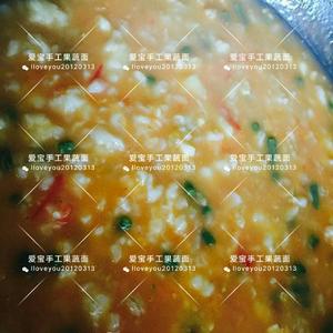 番茄虾仁疙瘩汤的做法 步骤4