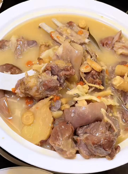 潮汕滋补药膳羊肉汤