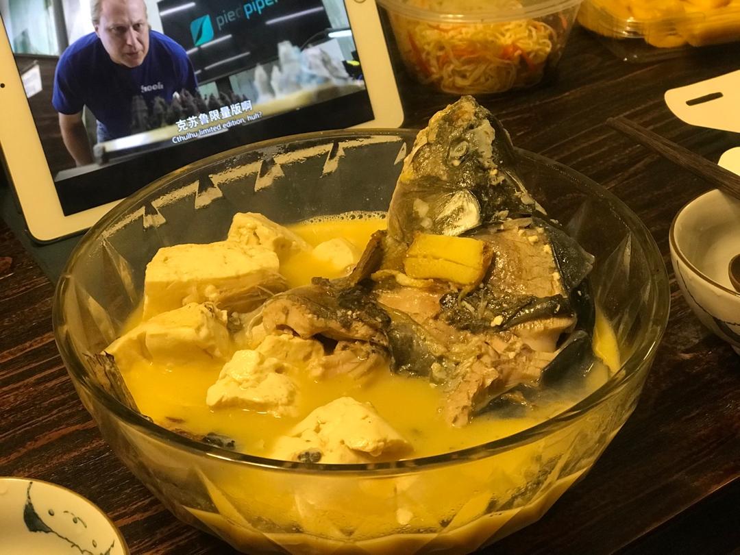 鲫鱼豆腐汤