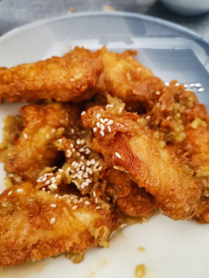 好吃到尖叫的韩国炸鸡，“韩式蜂蜜黄油炸鸡”
