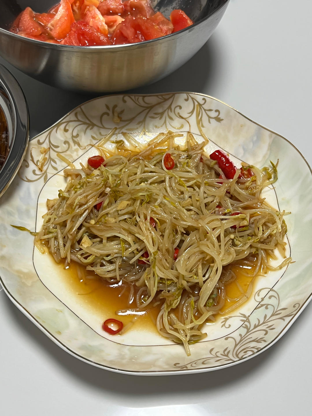 酸辣豆芽的做法