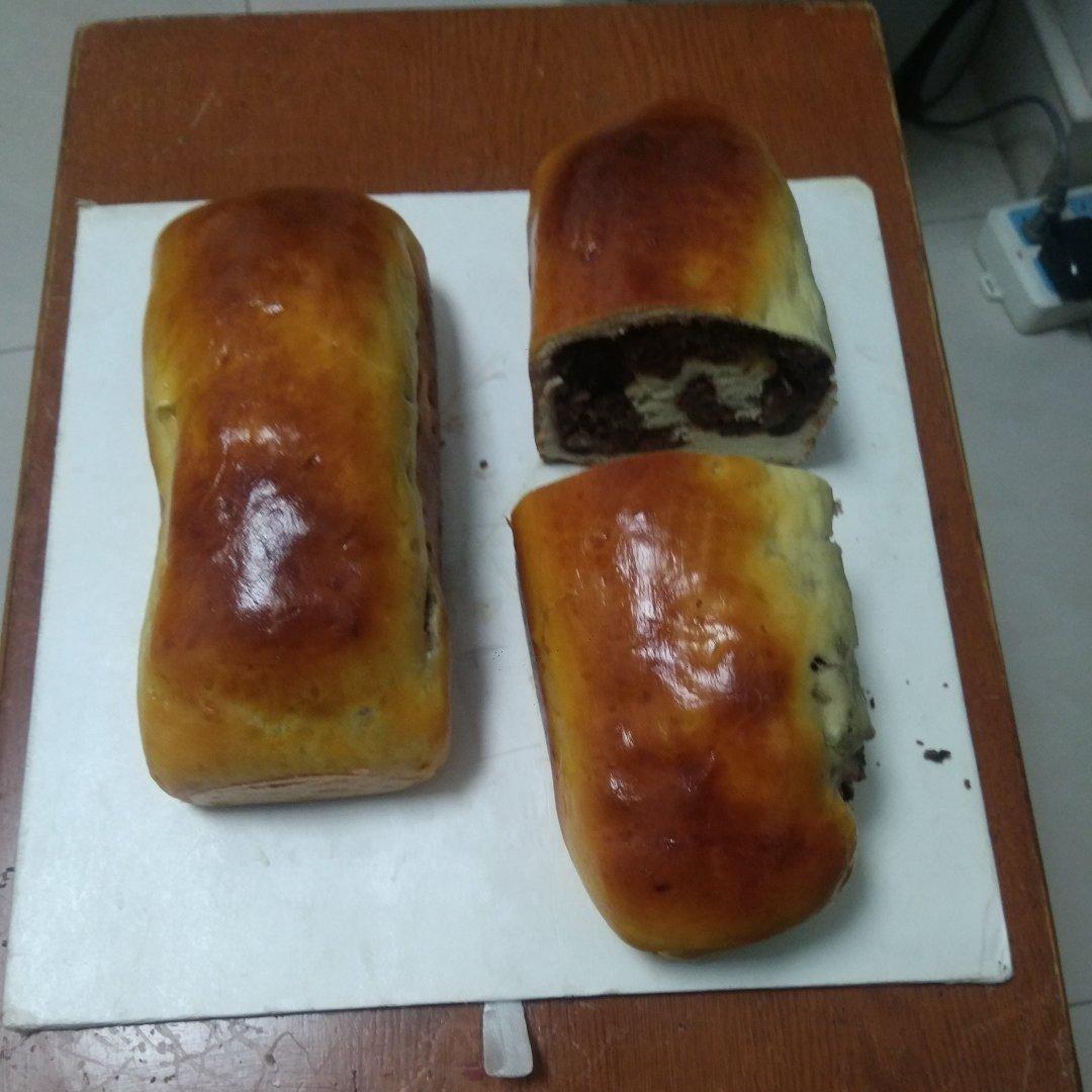 #春天烘焙季#超软面包“卷”起来---『豆沙面包卷』
