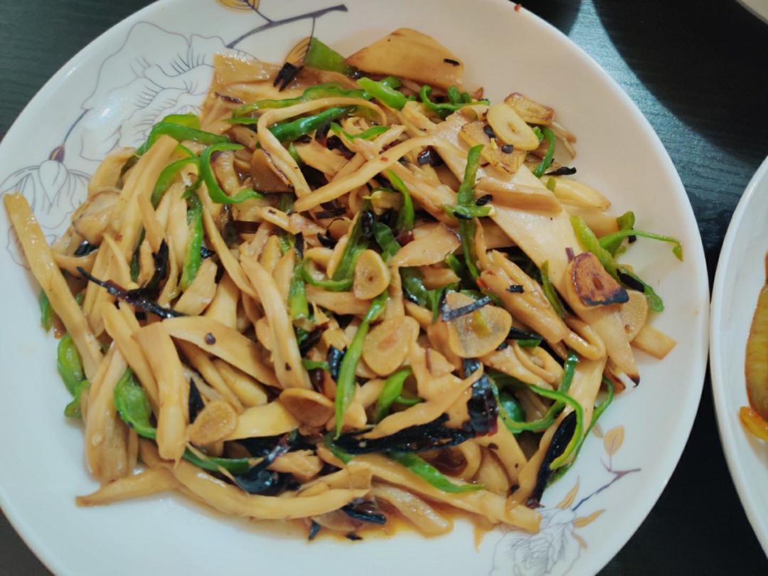 手撕蚝油杏鲍菇