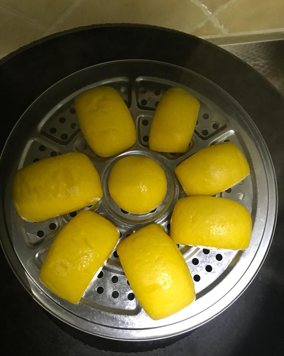 手机用户1343_rcuy做的南瓜馒头(刀切)