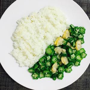 蛤蜊秋葵咖喱饭的做法 步骤2