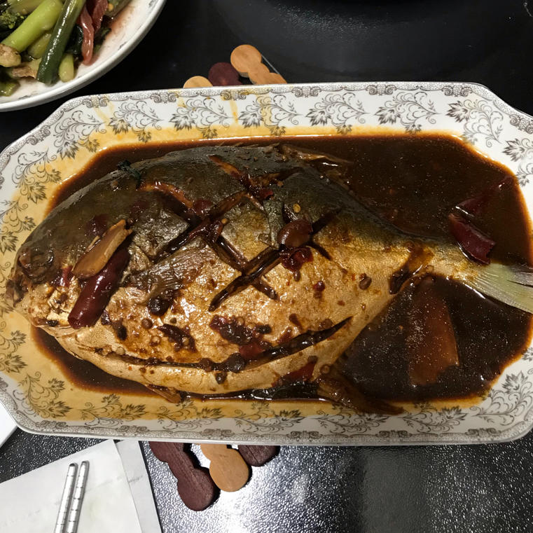 红烧金鲳鱼
