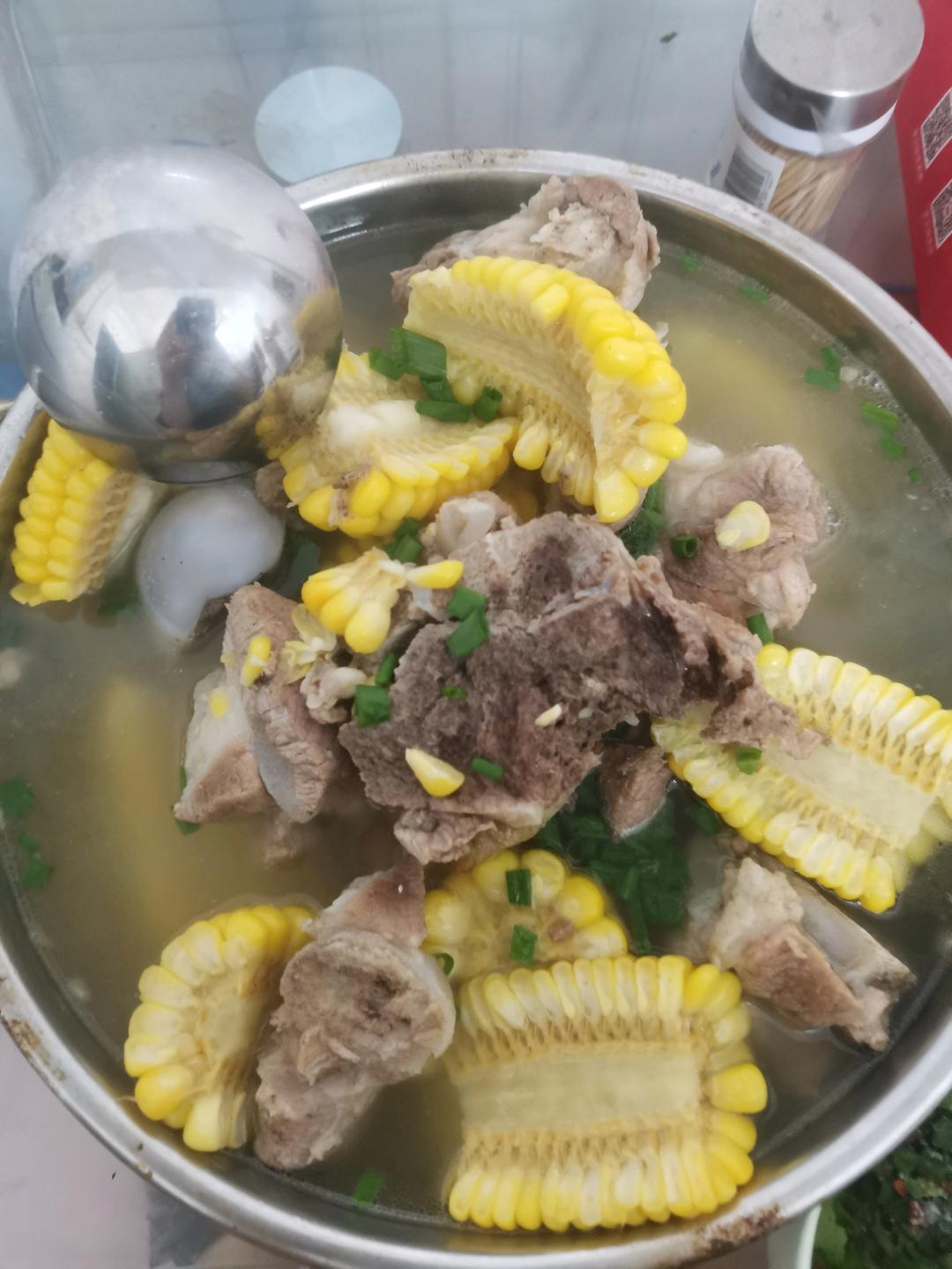 玉米排骨汤
