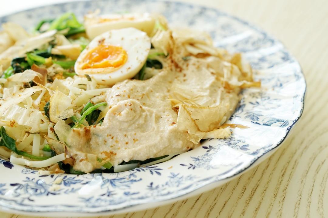 菠菜溏心蛋味噌豆腐酱拌荞麦面【健康一锅端】