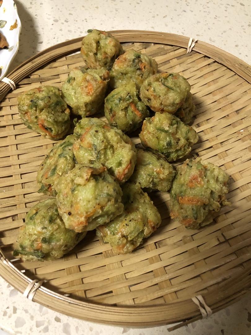 春节走油－炸萝卜丝丸子