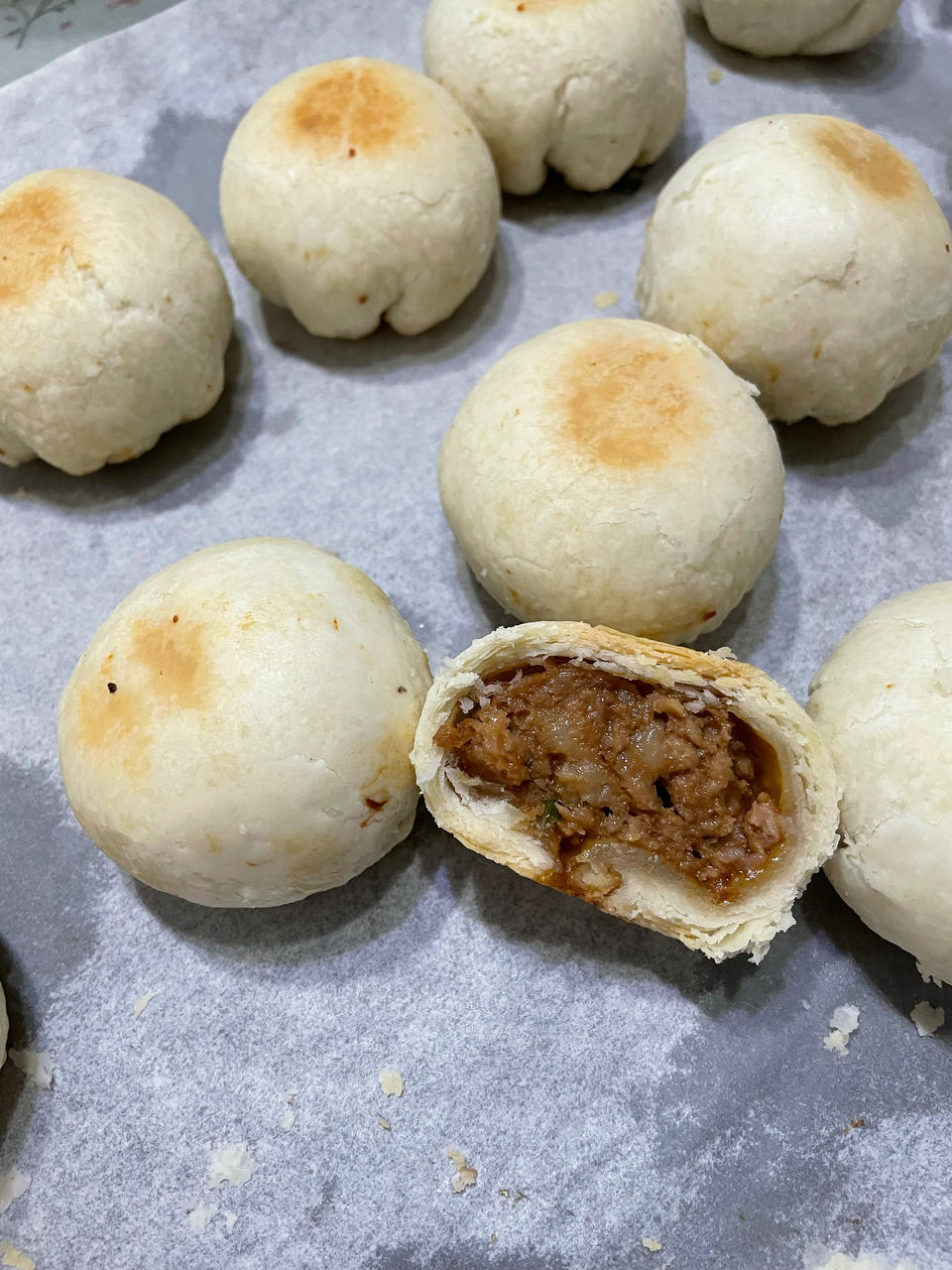 酥皮鲜肉月饼～酥的掉渣