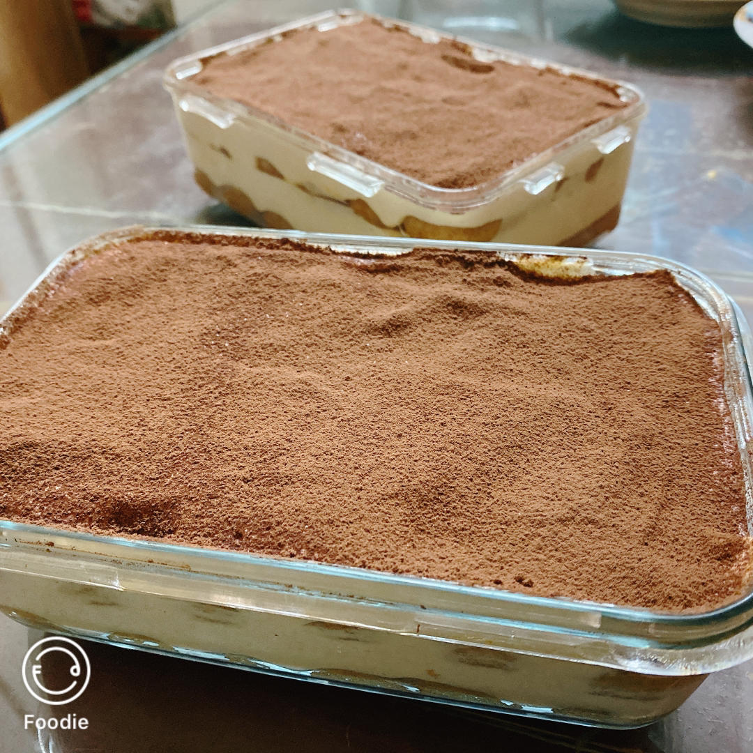 在欧洲学会的经典版提拉米苏