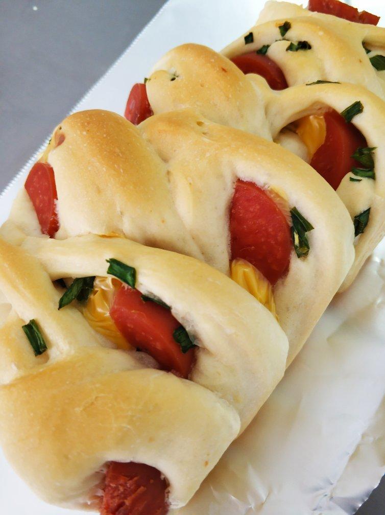 全家都爱的火腿肠奶酪面包