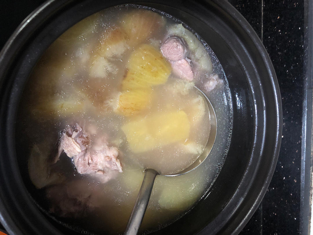 鲜无花果苹果瘦肉汤