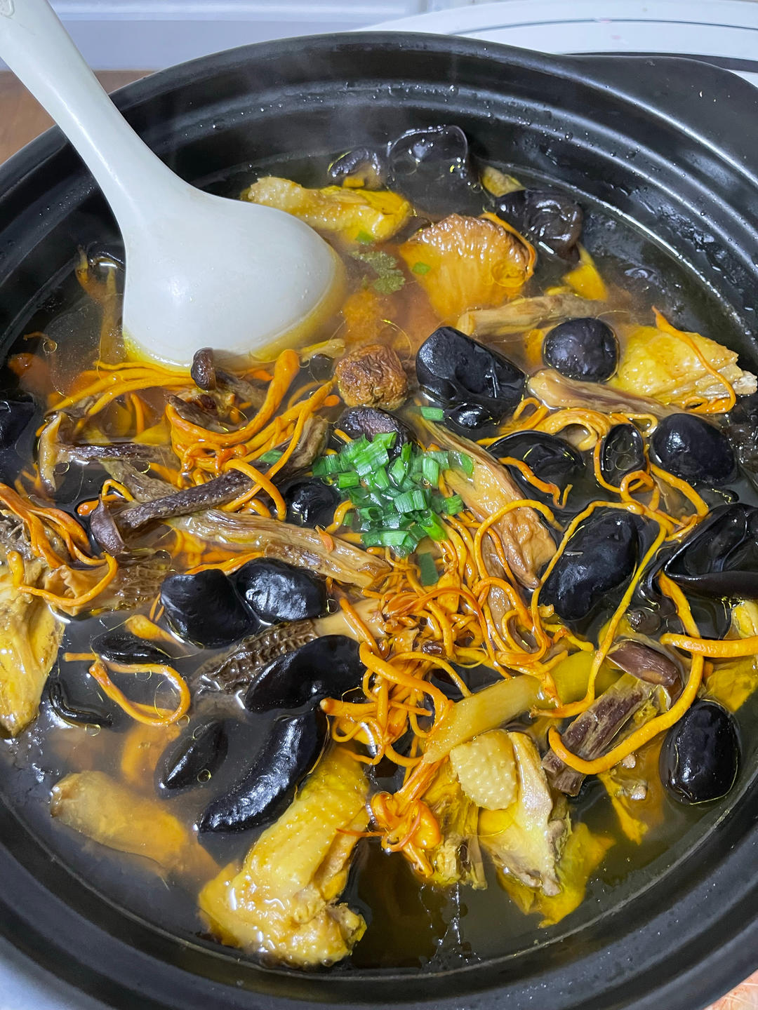 简单美味的菌菇鸡汤