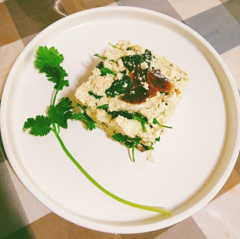 松花蛋拌豆腐